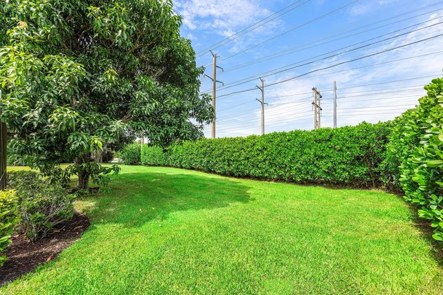 10991 HIGHLAND Circle, Boca Raton, FL 33428