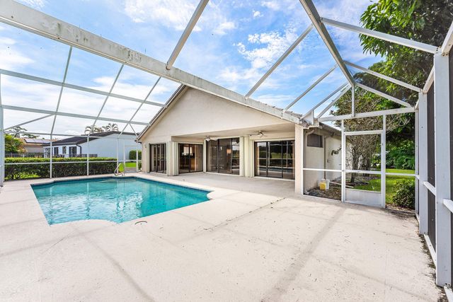 10991 HIGHLAND Circle, Boca Raton, FL 33428