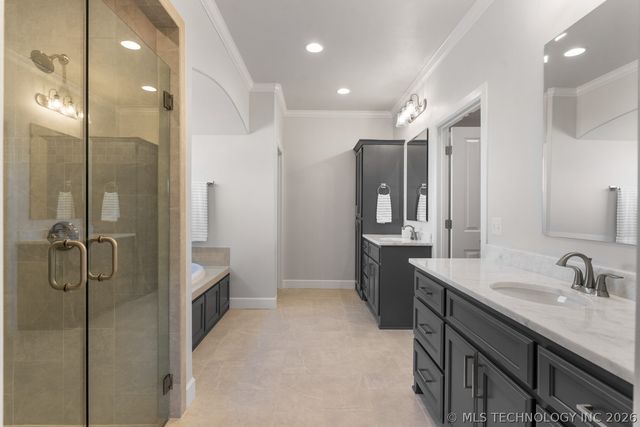 2833 E 142nd Street S, Bixby, OK 74008