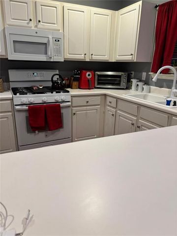 159 Windcroft Lane NW, Acworth, GA 30101