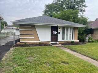 14634 Kenwood Avenue, Dolton, IL 60419