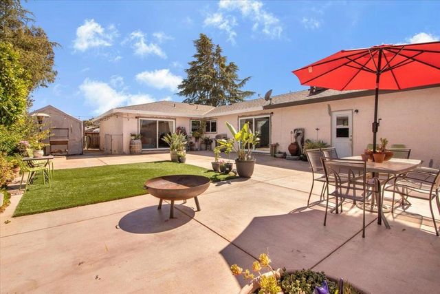 1651 CLEARVIEW Drive, Hollister, CA 95023
