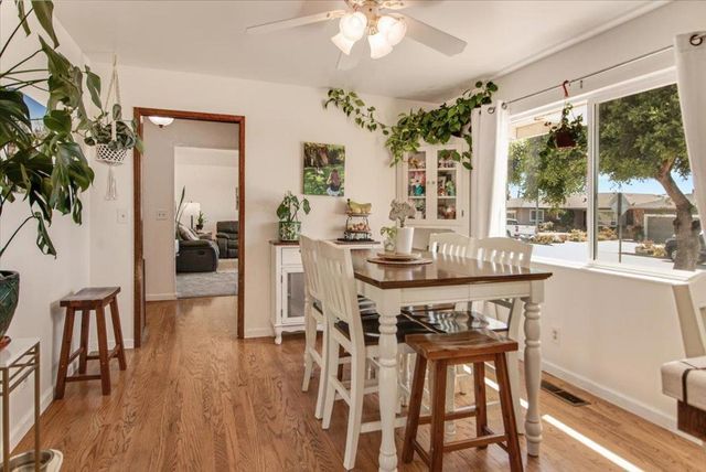 1651 CLEARVIEW Drive, Hollister, CA 95023