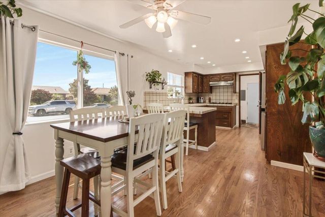 1651 CLEARVIEW Drive, Hollister, CA 95023