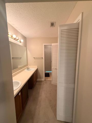 304 Westlake Court, Niceville, FL 32578