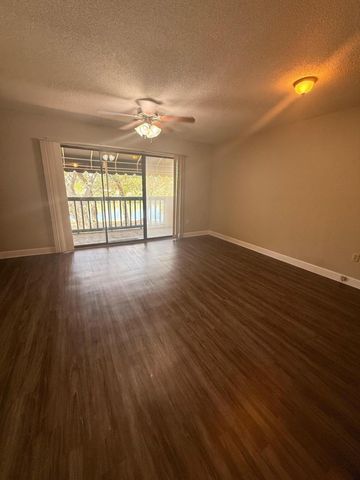 304 Westlake Court, Niceville, FL 32578