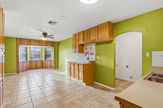 10812 AQUAMARINE Street, El Paso, TX 79924