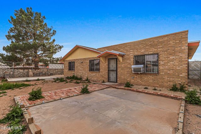 10812 AQUAMARINE Street, El Paso, TX 79924