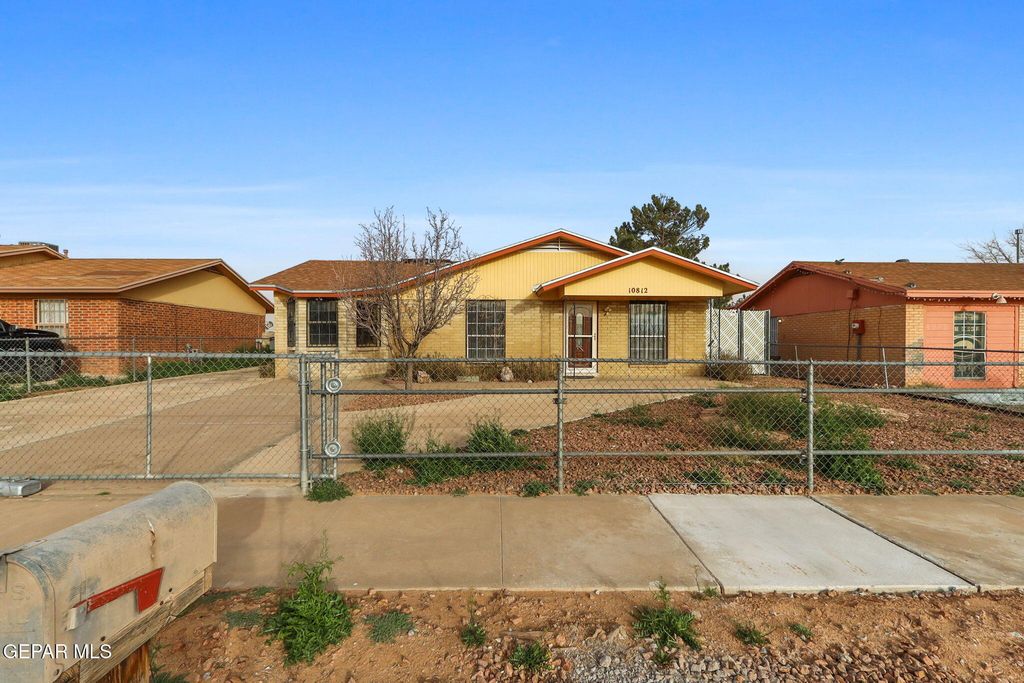 10812 AQUAMARINE Street, El Paso, TX 79924