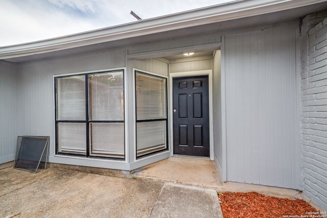 9743 CYLBURN PARK, Converse, TX 78109