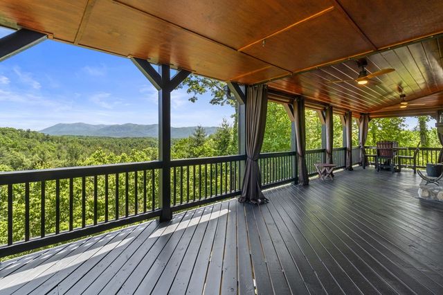 495 Trails End Ridge, Ellijay, GA 30540