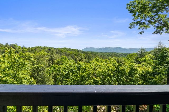 495 Trails End Ridge, Ellijay, GA 30540