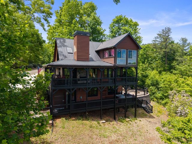 495 Trails End Ridge, Ellijay, GA 30540