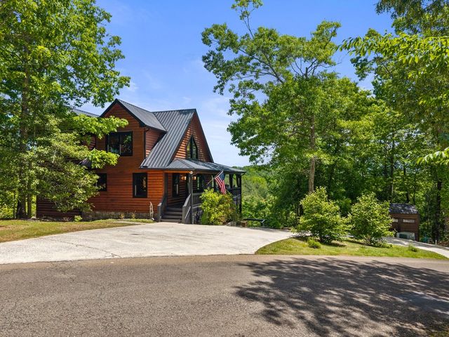 495 Trails End Ridge, Ellijay, GA 30540