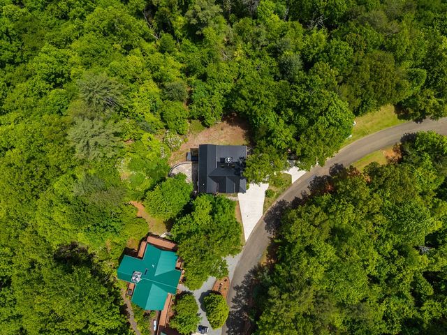 495 Trails End Ridge, Ellijay, GA 30540