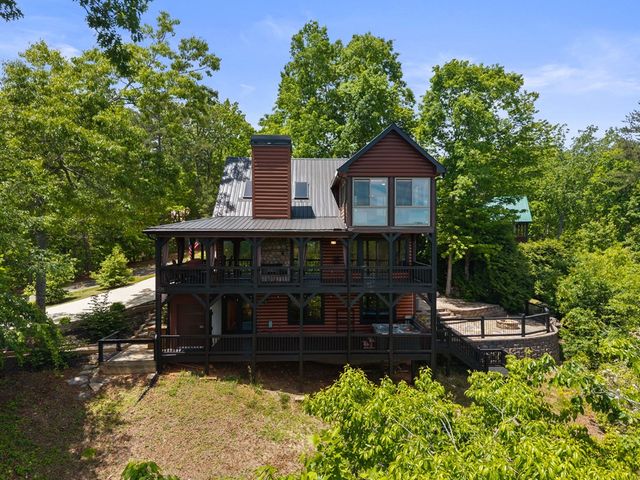 495 Trails End Ridge, Ellijay, GA 30540