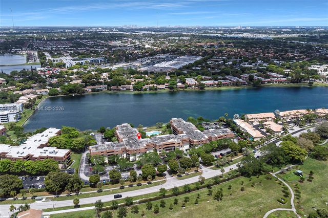 671 NE 195th St 114E, Miami, FL 33179