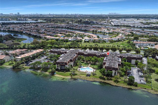 671 NE 195th St 114E, Miami, FL 33179