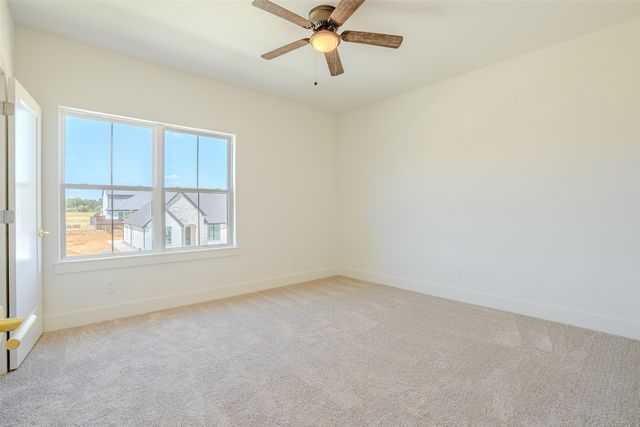 924 Claystone Ridge Drive, Fort Worth, TX 76028