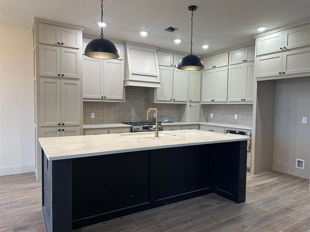 5465 NE Minnow Ln, Elgin, OK 73538