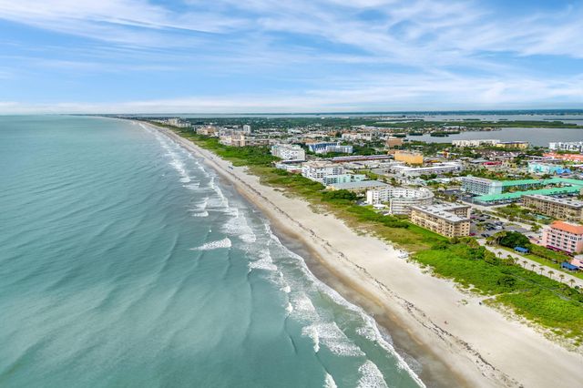 136 Marion Lane, Cocoa Beach, FL 32931