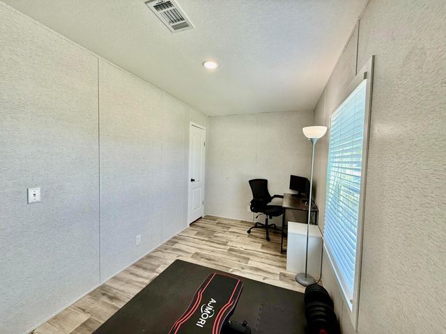 8002 SE Skylark Avenue, Hobe Sound, FL 33455