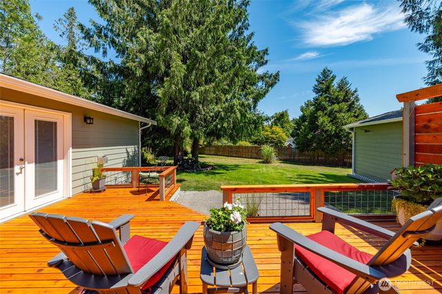 4 Quinault Way, La Conner, WA 98257