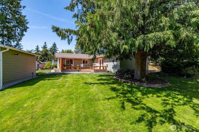 4 Quinault Way, La Conner, WA 98257