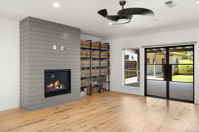 429 Lakeview Blvd., New Braunfels, TX 78130