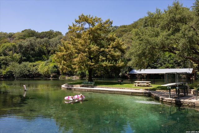 429 Lakeview Blvd., New Braunfels, TX 78130