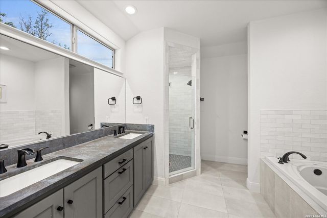 429 Lakeview Blvd., New Braunfels, TX 78130
