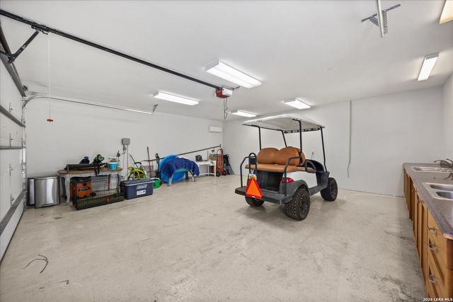 429 Lakeview Blvd., New Braunfels, TX 78130