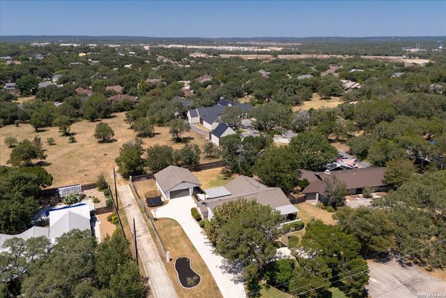 429 Lakeview Blvd., New Braunfels, TX 78130
