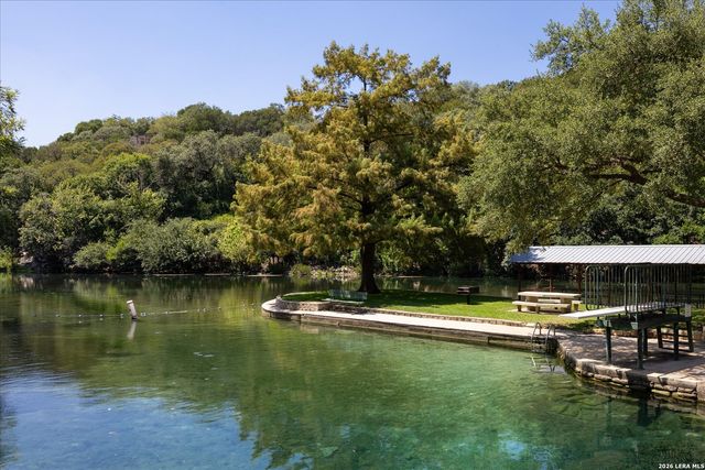 429 Lakeview Blvd., New Braunfels, TX 78130