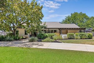 429 Lakeview Blvd., New Braunfels, TX 78130