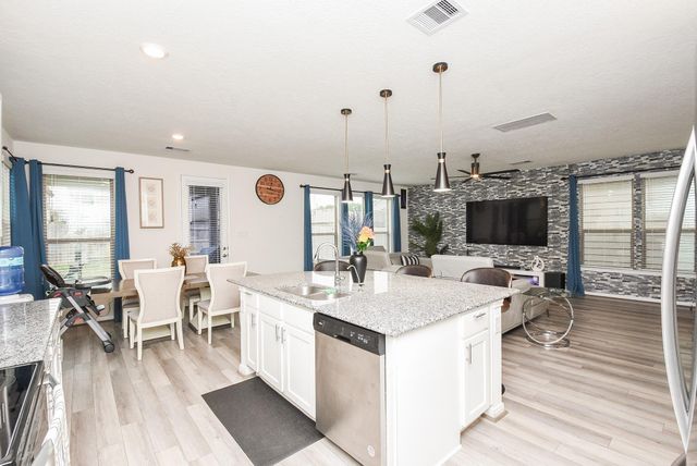 17250 Texas Willow Dr, Tomball, TX 77377