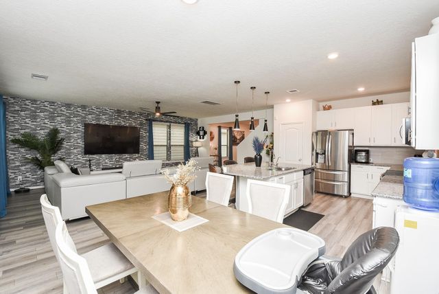 17250 Texas Willow Dr, Tomball, TX 77377