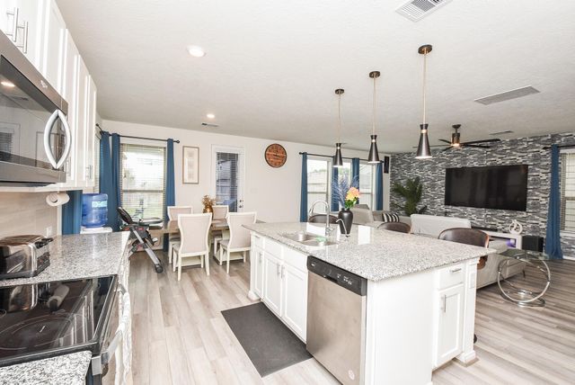 17250 Texas Willow Dr, Tomball, TX 77377