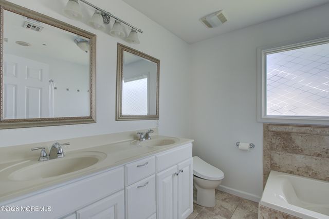 59 W Washington Avenue, Atlantic Highlands, NJ 07716