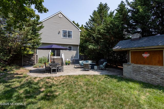 59 W Washington Avenue, Atlantic Highlands, NJ 07716
