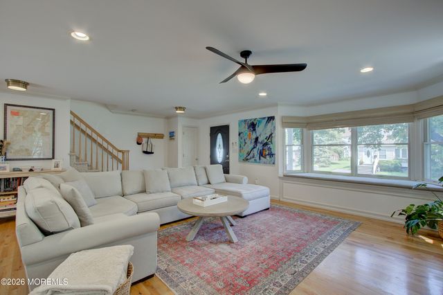 59 W Washington Avenue, Atlantic Highlands, NJ 07716