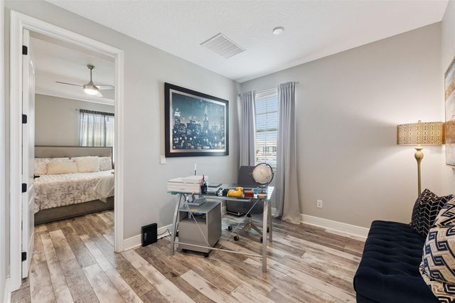 9938 EAGLE CREEK CENTER BOULEVARD, Orlando, FL 32832