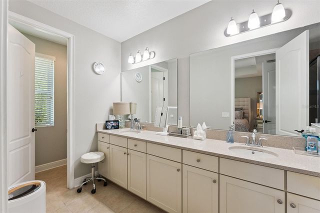 9938 EAGLE CREEK CENTER BOULEVARD, Orlando, FL 32832