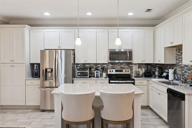 9938 EAGLE CREEK CENTER BOULEVARD, Orlando, FL 32832