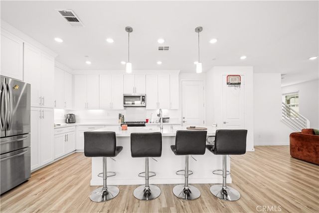 2860 Sapphire Road, La Verne, CA 91750