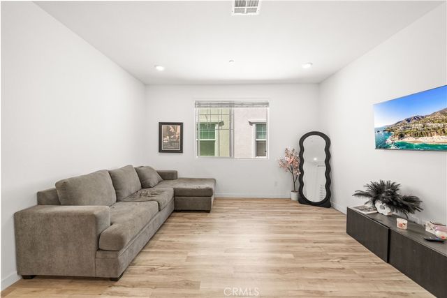 2860 Sapphire Road, La Verne, CA 91750