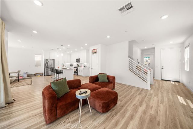 2860 Sapphire Road, La Verne, CA 91750