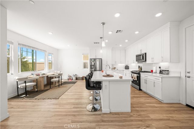 2860 Sapphire Road, La Verne, CA 91750