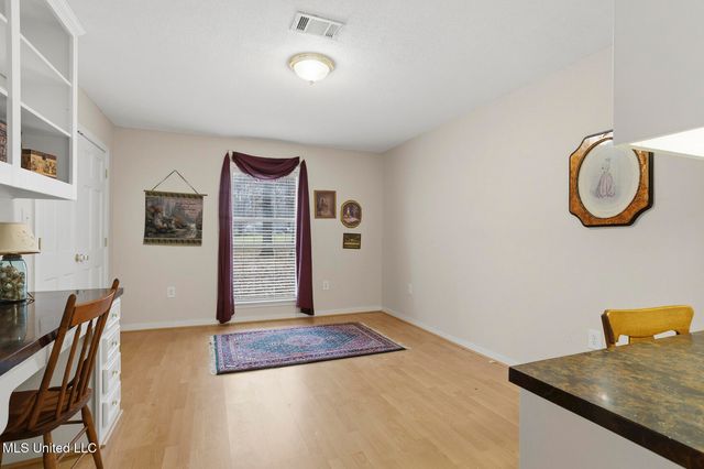 420 Shadow Lake Cove, Raymond, MS 39154