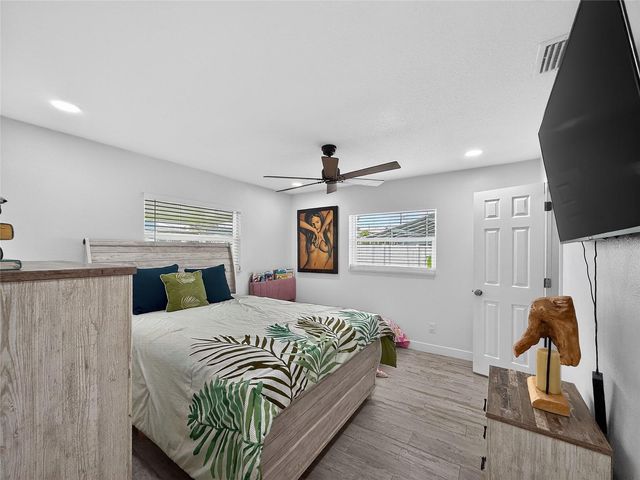 2311 W KENTUCKY AVENUE, Tampa, FL 33607